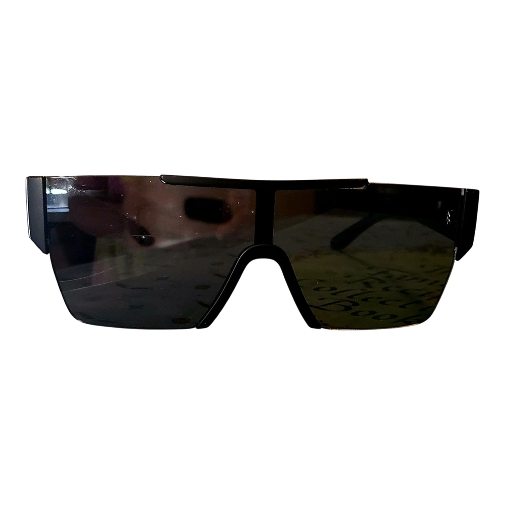 Burberry Black Designer Sunglasses